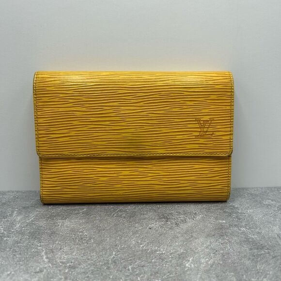 Louis Vuitton Yellow Epi Leather Sarah Trifold Wallet Snap Closure Luxury - Picture 1 of 16